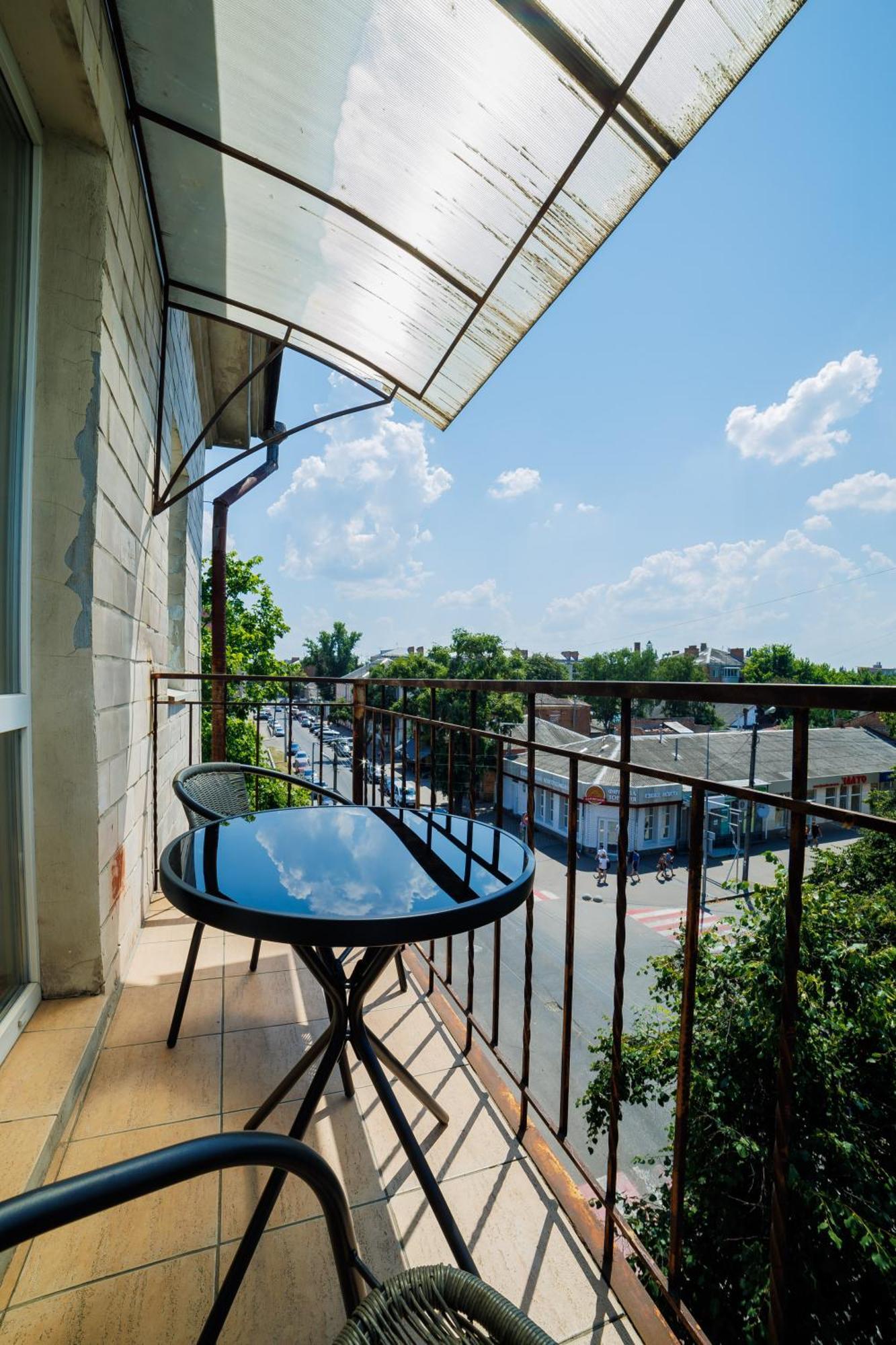 Квартира Антиквара У Центрі Полтави Мережа Alexapartments Документи Для Відряджень Безконтатне Заселення Цілодобово Poltawa Exterior foto