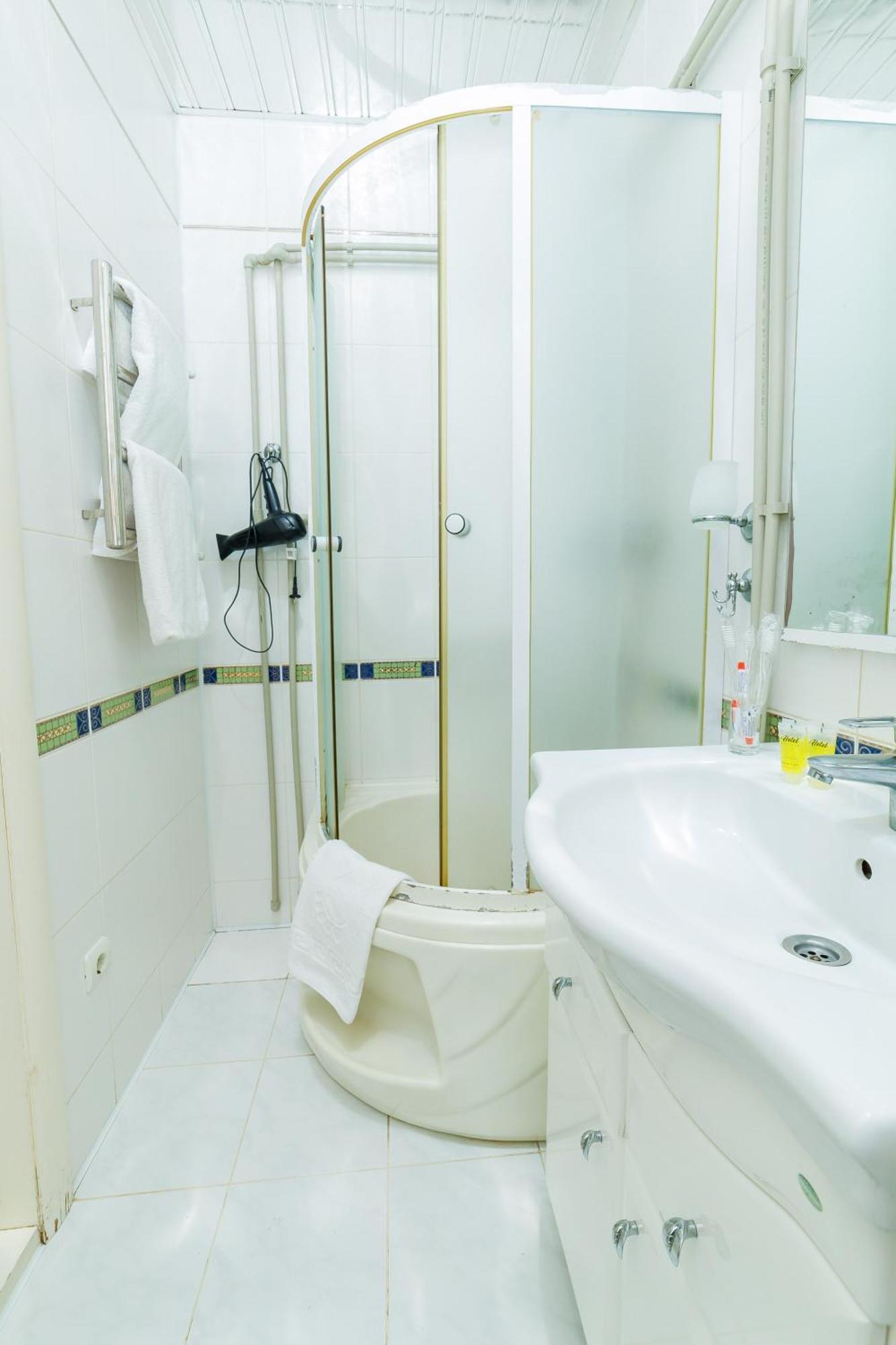 Квартира Антиквара У Центрі Полтави Мережа Alexapartments Документи Для Відряджень Безконтатне Заселення Цілодобово Poltawa Exterior foto