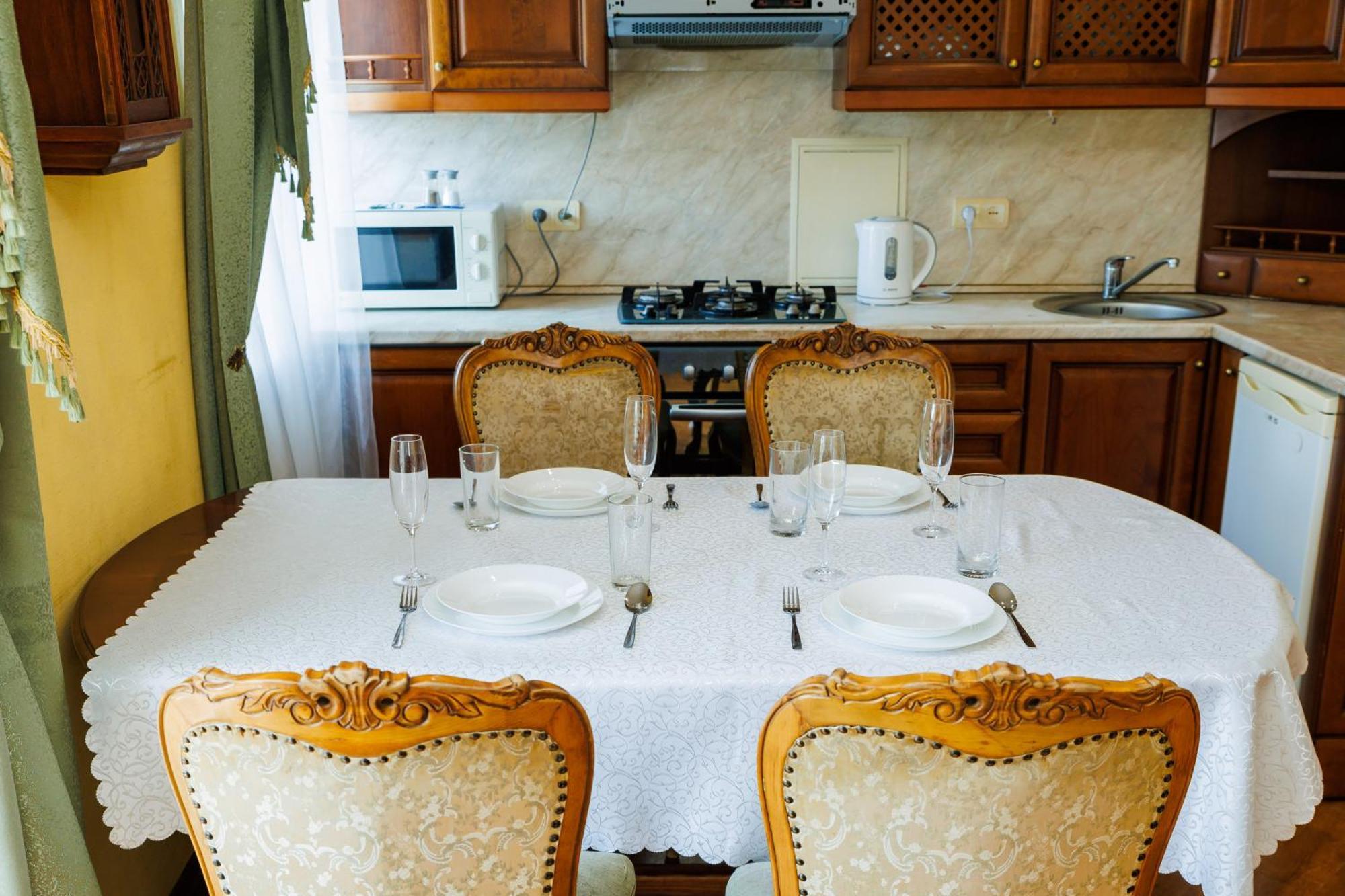 Квартира Антиквара У Центрі Полтави Мережа Alexapartments Документи Для Відряджень Безконтатне Заселення Цілодобово Poltawa Exterior foto